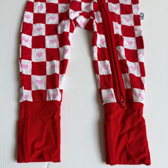 Dream Big Little Co Checkers & Hearts Dream Romper Sleeper 0-3 Months - Picture 3 of 11